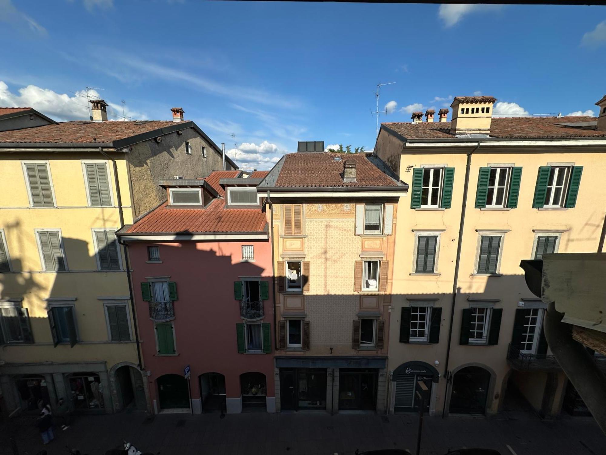 Ferienwohnung La Mansardina Di San Leonardo Bergamo Exterior foto