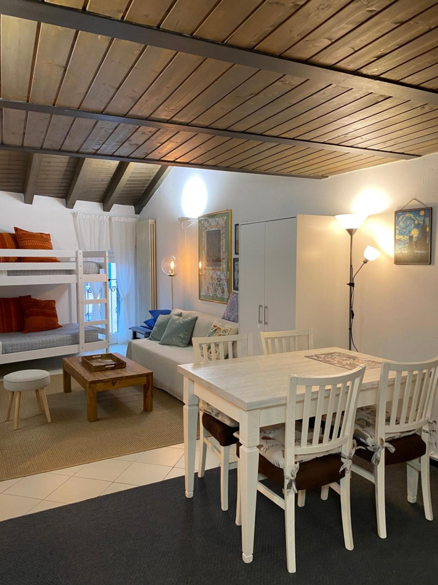 Ferienwohnung La Mansardina Di San Leonardo Bergamo Exterior foto